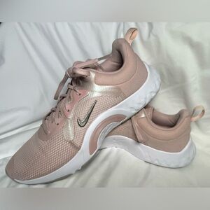 Nike Women's Renew In-Season TR 11 Training Shoes